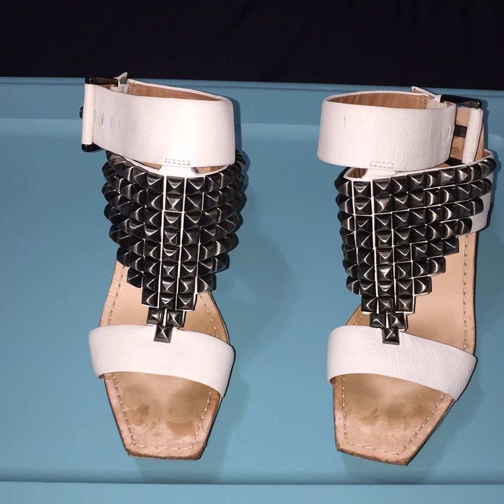 Leather Sandals 👡 NO BOX